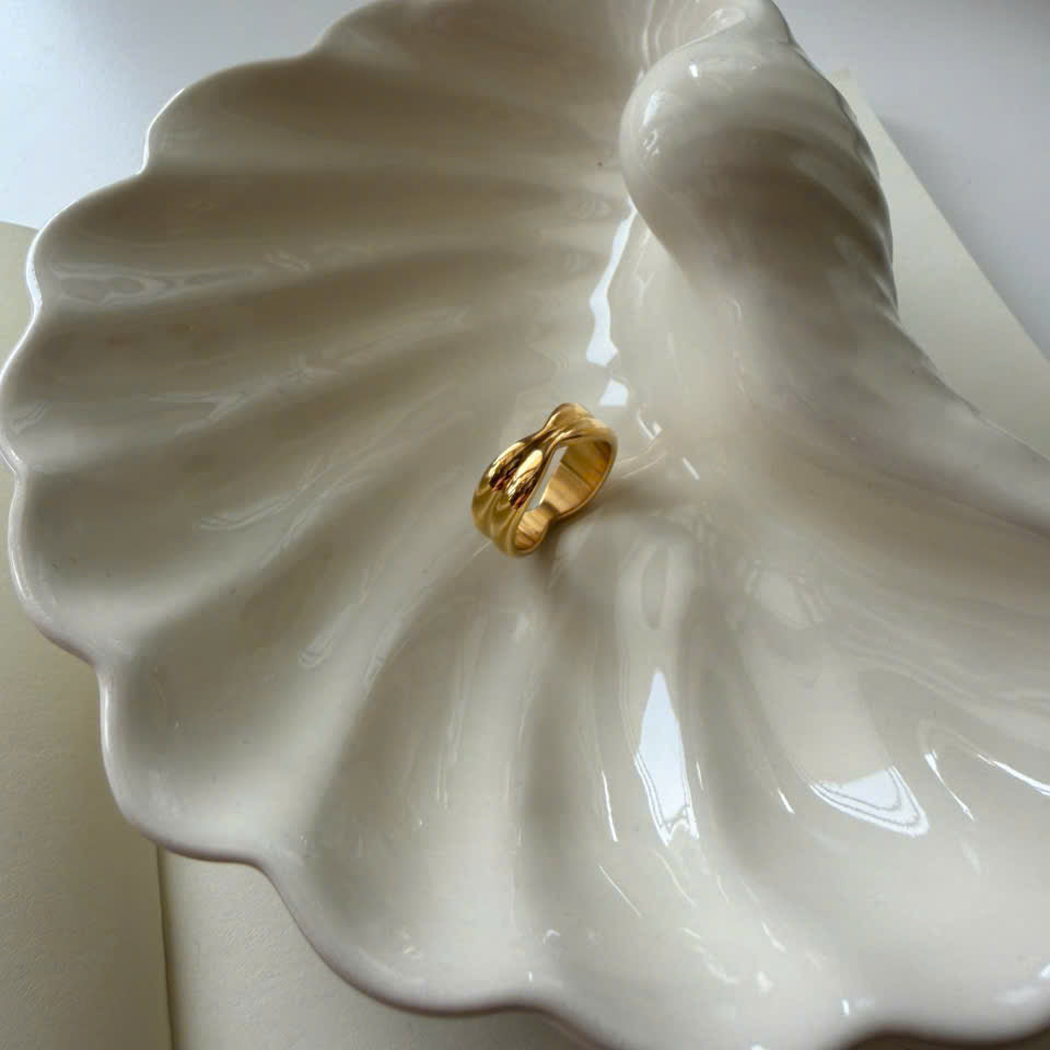 Gold Twist Ring, Minimalist Wave Ring, Sculptural Gold Band